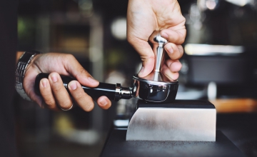 Why you should lease a high-group espresso machine for your catering business