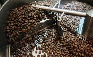 Roasting 101: Understanding the Art and Science of Coffee Roasting