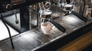 How to Descale a Coffee Machine: The Complete Guide (2026)