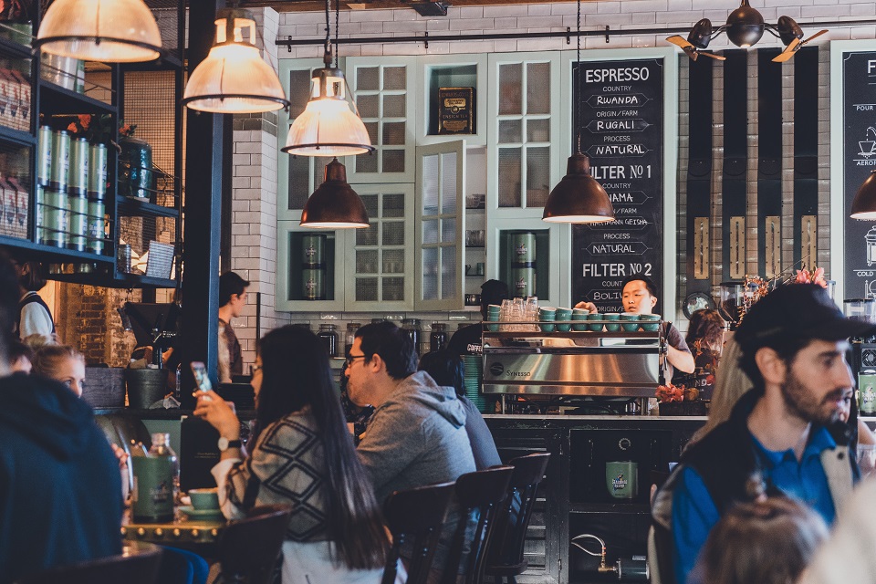 busy coffee shop