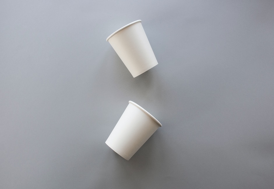 white recyclable coffee cups